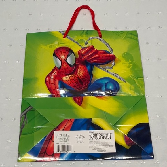 Marvel Spiderman Gift Bag from Hallmark - Picture 2 of 4